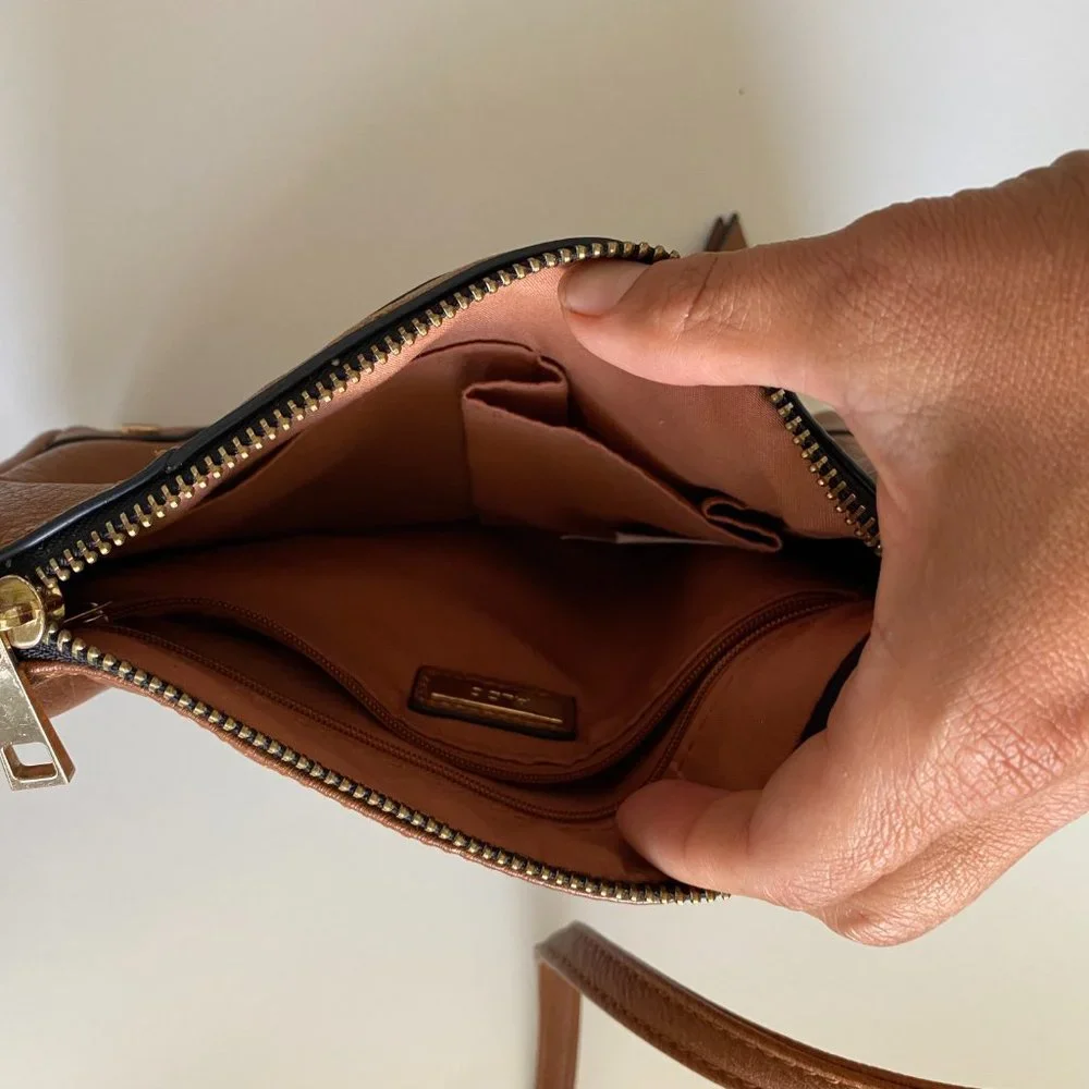 Wallet - Picture 5 of 8